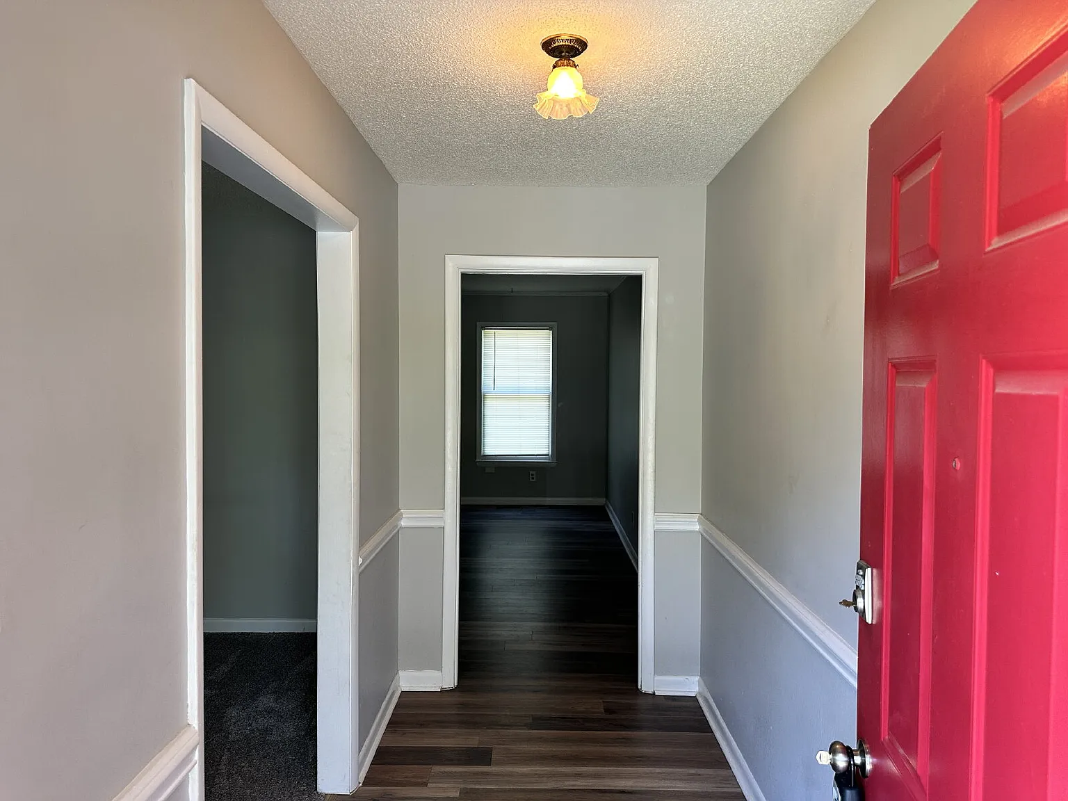 3 bed, 2.0 bath, 1636 sqft, $1,500 — Photo 3