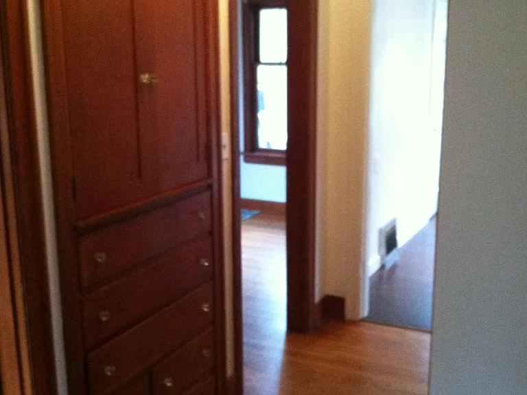 201 W Lawrence St #B — Photo 12