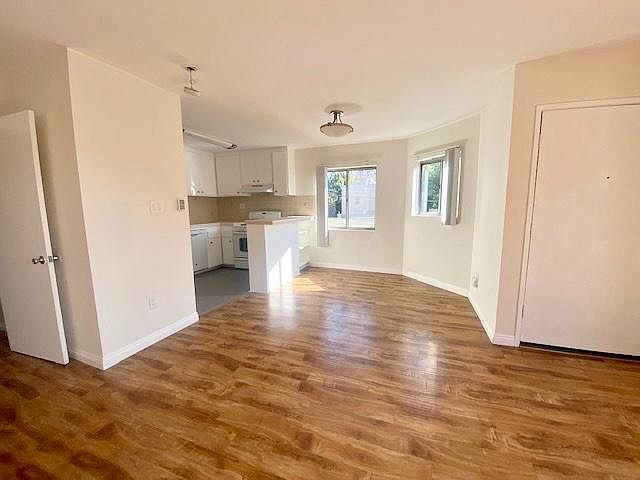 1st image of 4052 Tilden Ave #4052