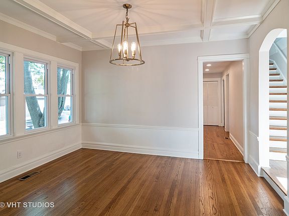 5th image of 1100 S East Ave