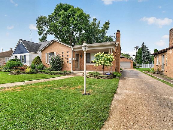 3rd image of 2522 Buchanan ROAD