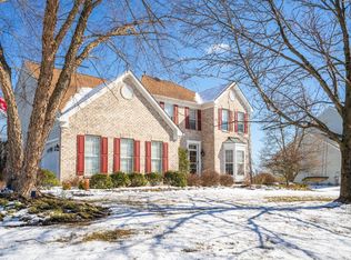 2 Donovan Rd, Pennington, NJ 08534