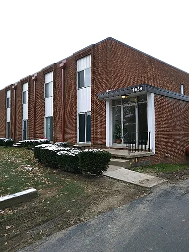1634 20th St Photo 1