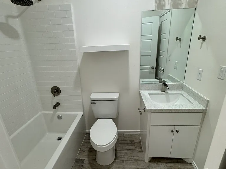 2116 E Valley Cir #A — Photo 7
