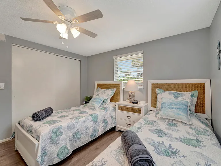 656 Southland Rd — Photo 20
