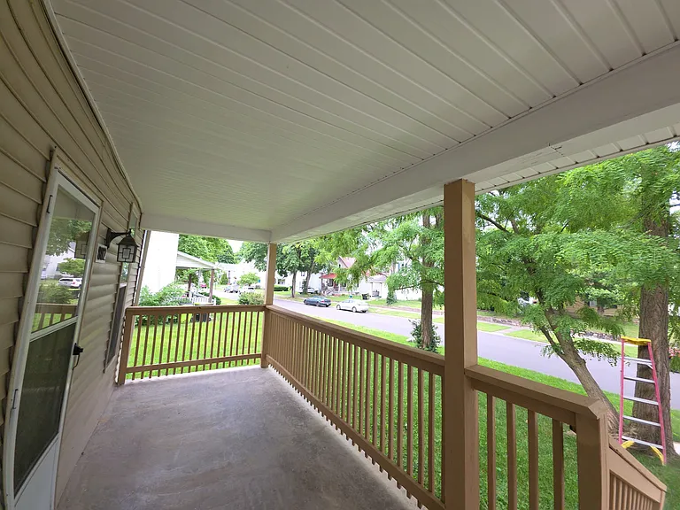 802 Henry St #804 — Photo 2
