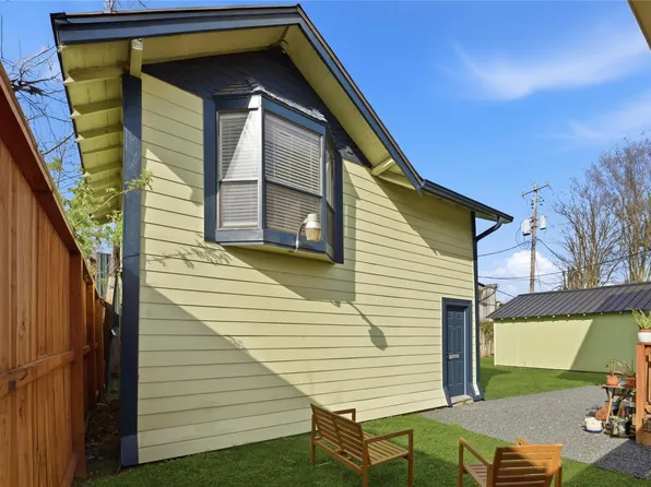 1516 Bonnie Brae St #1/2, Houston, TX 77006