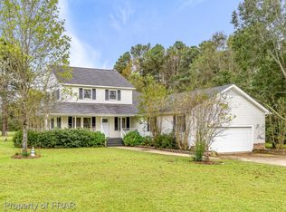 936 Bethel Baptist Rd, Spring Lake, NC 28390