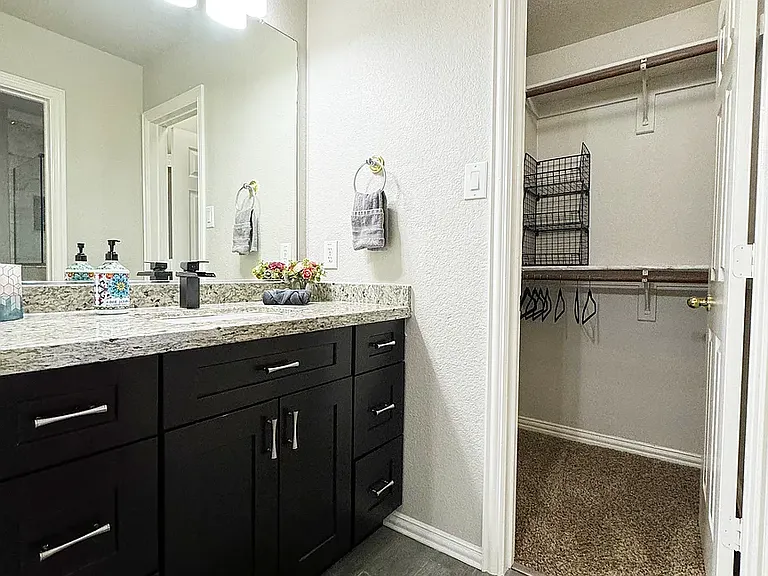 14587 Kelmscot Dr — Photo 15