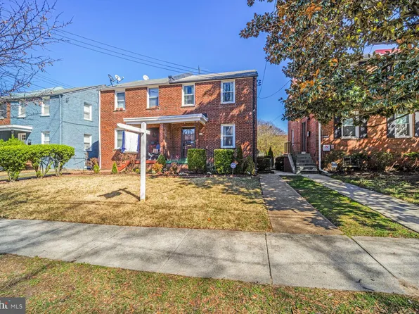 4925 11th St NE, Washington, DC 20017