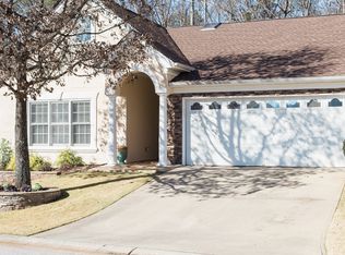 124 Maple Grove Ter, Peachtree City, GA 30269