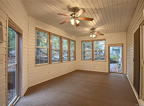 3rd image of 38 Condor Ct