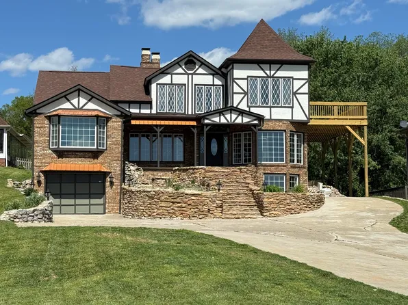 518 W Lakeshore Dr, Burnside, KY 42519