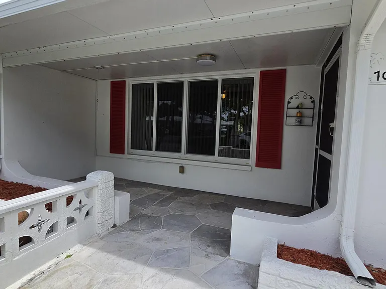 7002 NW 71st Ave — Photo 18