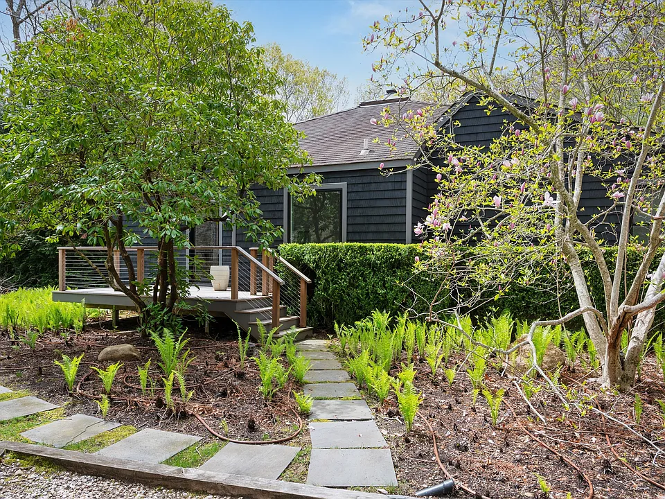 14 Renees Way