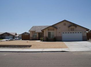 13203 Rolling Hills Rd, Victorville, CA 92395