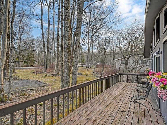 5th image of 1513 Lake Ln