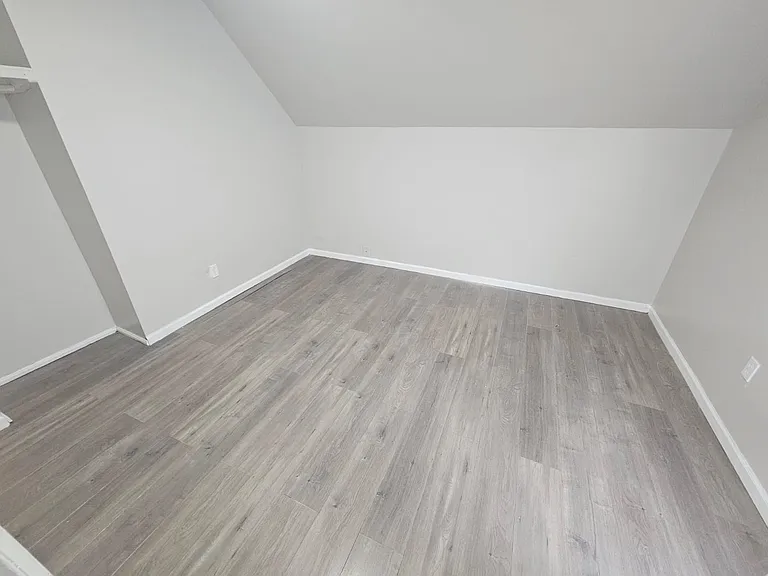 7310 Camden Ave #UP — Photo 11