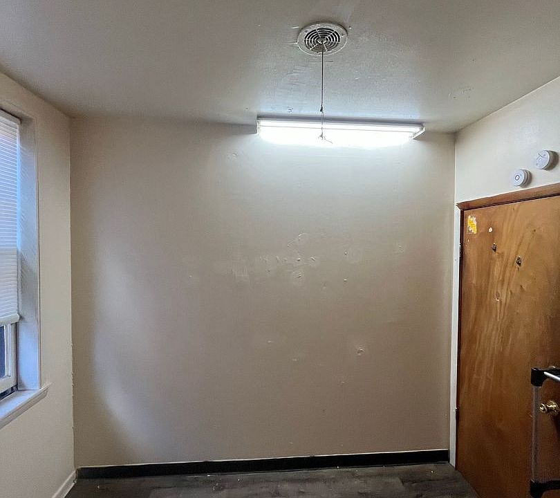 2nd image of 3240-3242 W National Ave #3