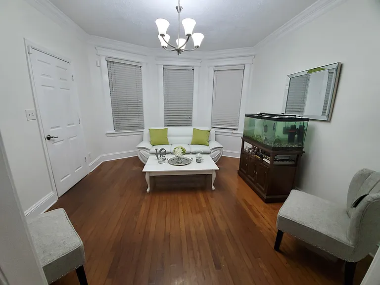 742 Van Buren Ave #1 — Photo 6