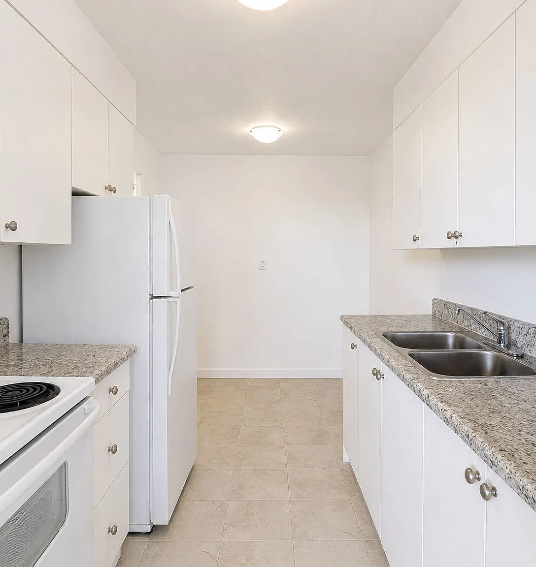 1 bed, $2,000 — Photo 4
