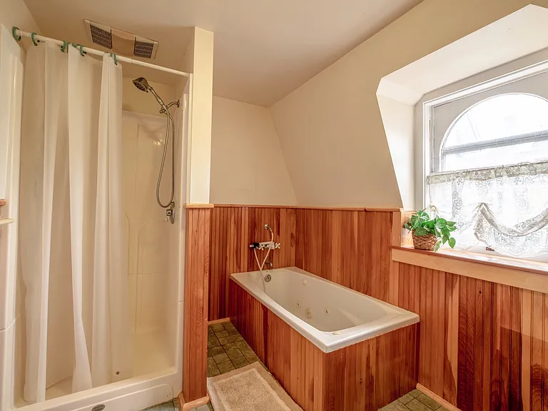 56 W Main St — Photo 14