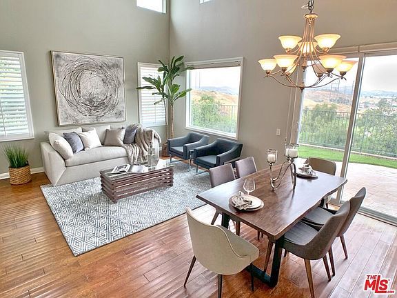 2nd image of 27264 Valderrama Dr