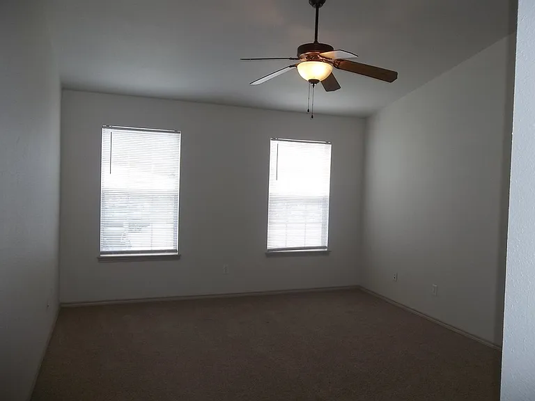 2318C Sailing Way N — Photo 7