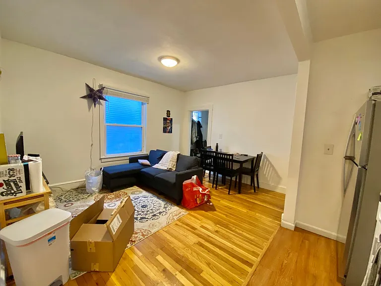 16 Higgins St #13M — Photo 1