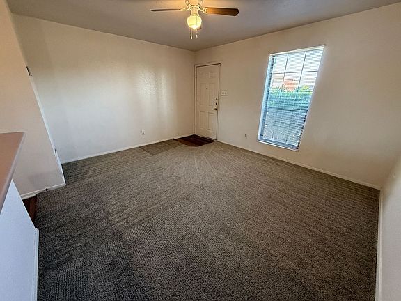 4th image of 1104 Leslie Cir APT B