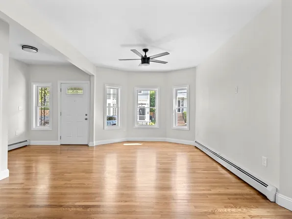 78 North St #1, Somerville, MA 02144