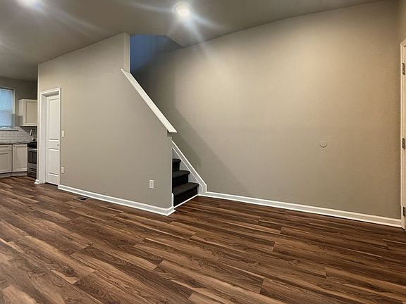 5th image of 1419 N Ithan St