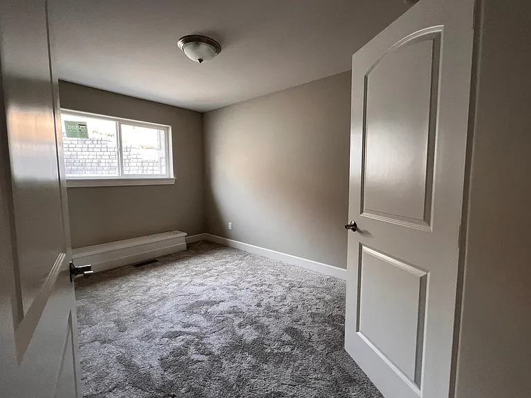 221 Summit Crest Way — Photo 15