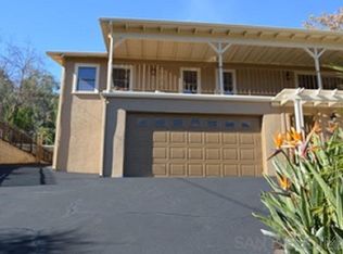 9550 Cypress St, Lakeside, CA 92040