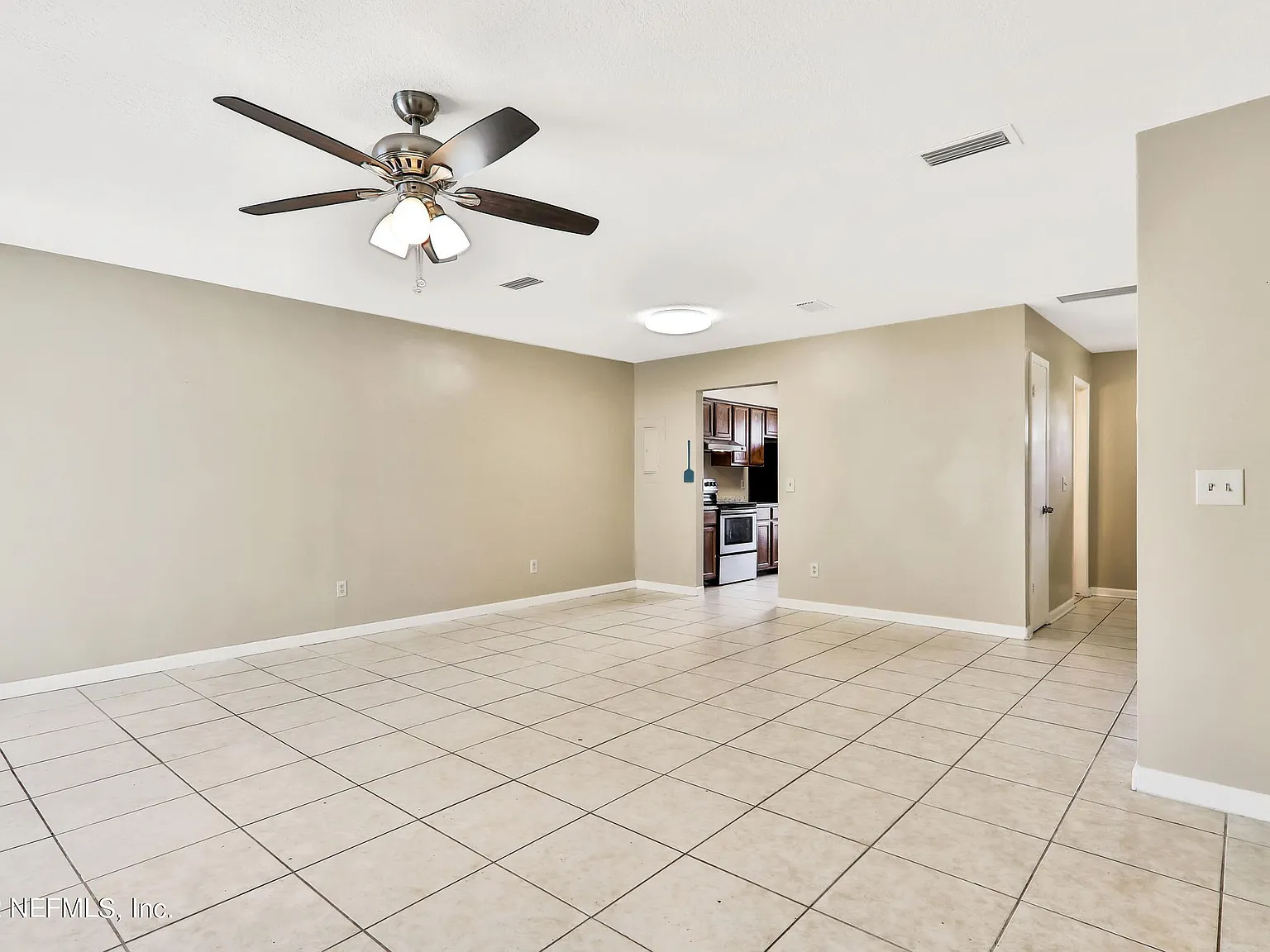6028 Duclay Road Jacksonville, FL 32244 — Photo 4
