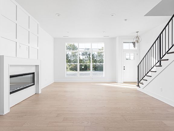 5th image of 409 Jersey St