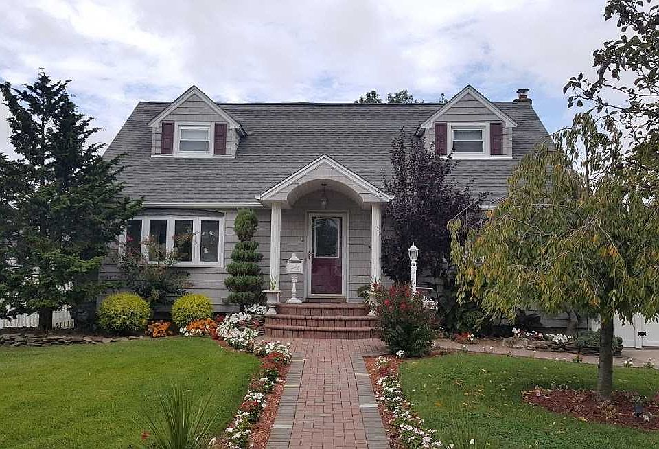 1st image of 967 White Birch Ln