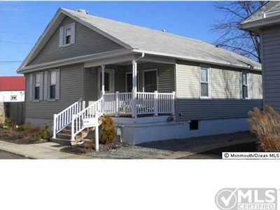 7 Walnut Ter, Keyport, NJ, 07735