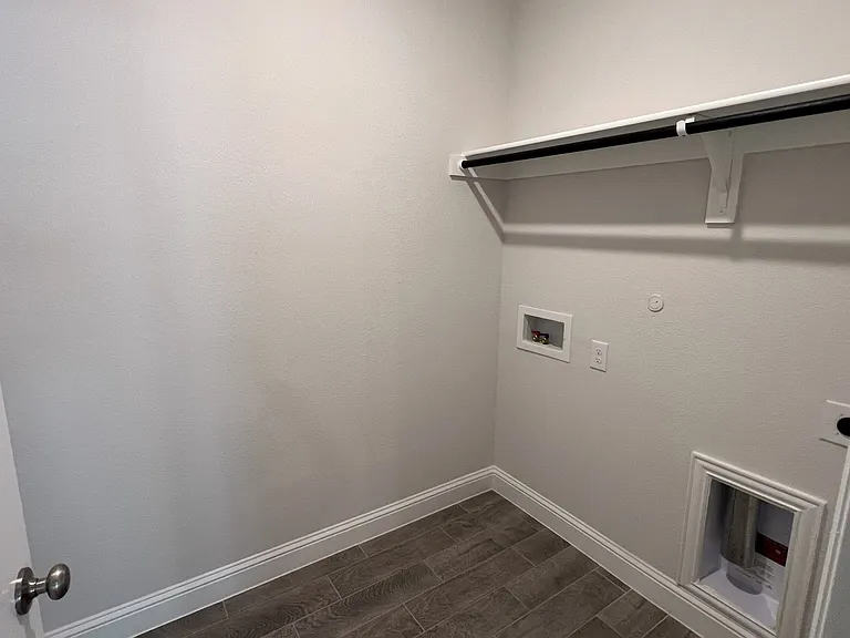 708 Palazzo Pl — Photo 17