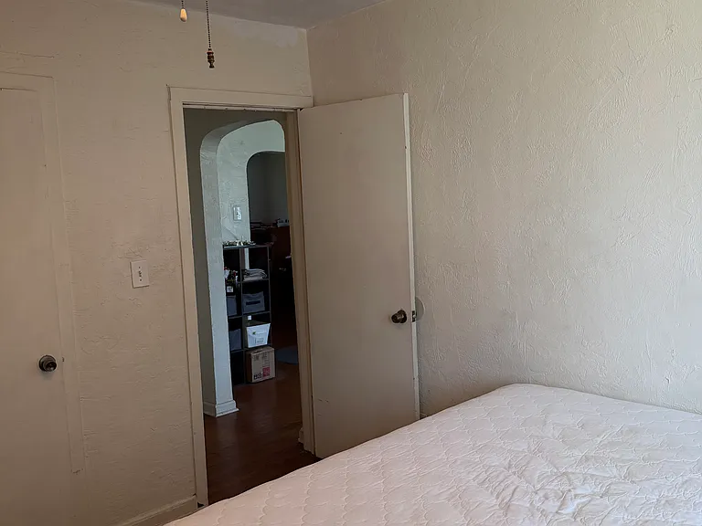 501 Frances Ter #D — Photo 20