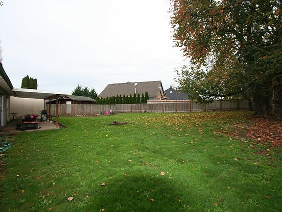 3rd image of 13113 NW 44th Ave