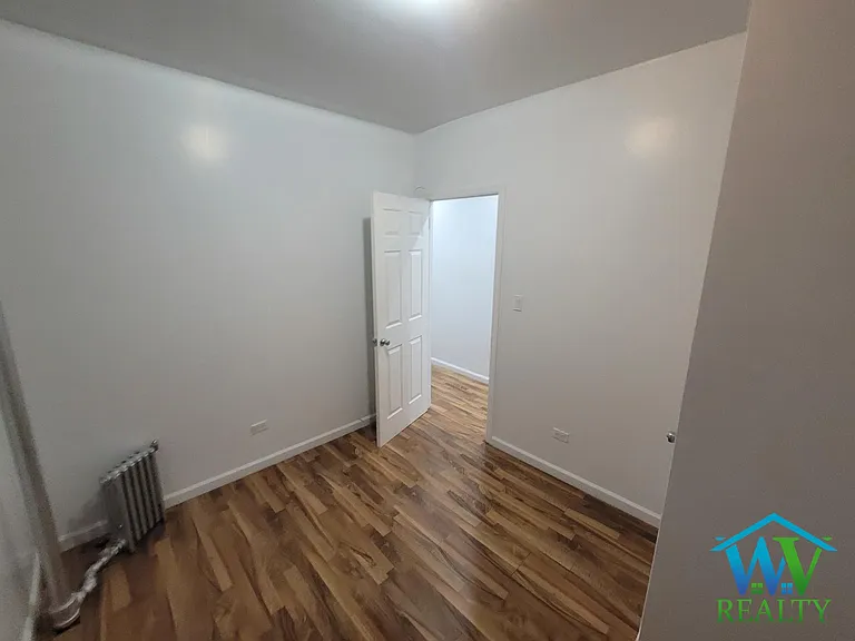 2485 Elm Pl #2B — Photo 11