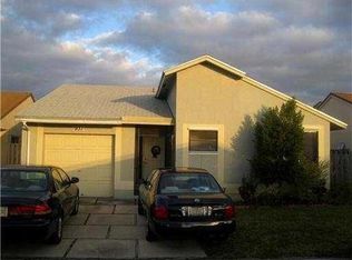 931 SW 109th Ave, Pembroke Pines, FL 33025