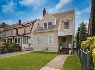24110 86th Ave, Bellerose, NY 11426