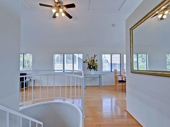 2nd image of 1254 Moonsail Ln