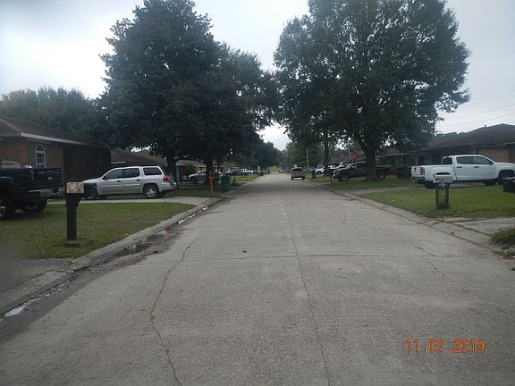 4th image of 281 W Oakland Dr