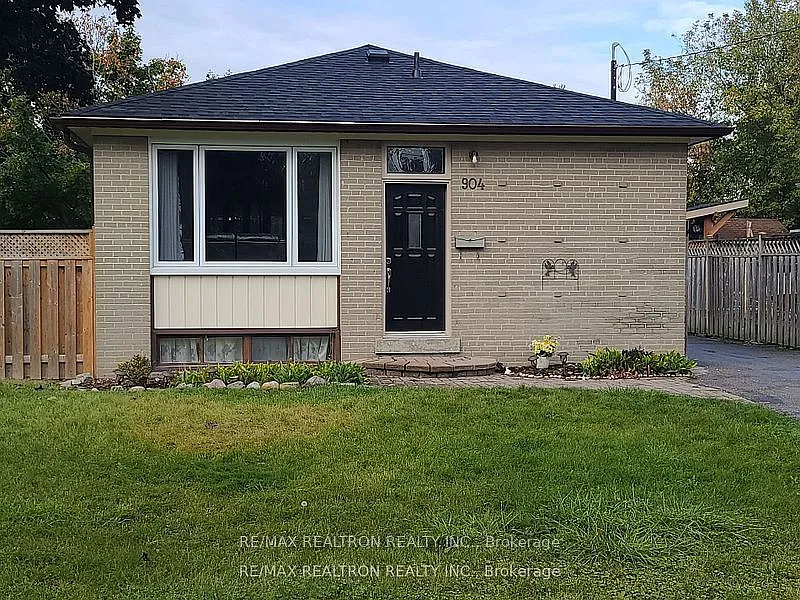 3 bed, $2,300 — Photo 3