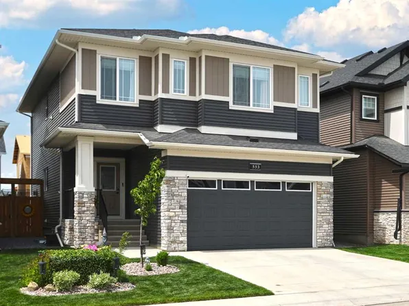 553 E Baywater Mnr SW, Airdrie, AB T4B 5R7