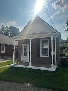 2nd image of 231 Kenton St