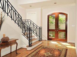 10 Hampton Pl, Spring, TX 77381